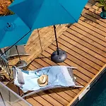 Сasa de vacaciones Sea-view For 8 Guests With Heated Pool *