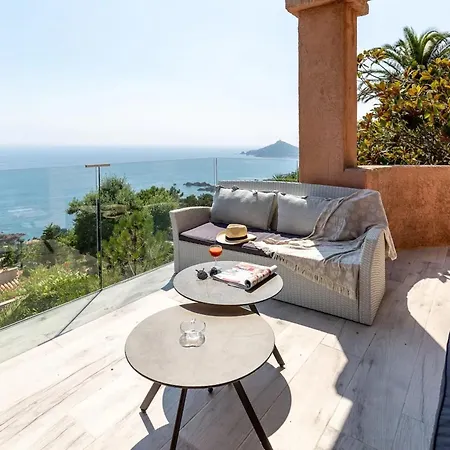 Сasa de vacaciones Charming Riviera For 8 Guests Pool & Sea View Antheor-Cap-Roux